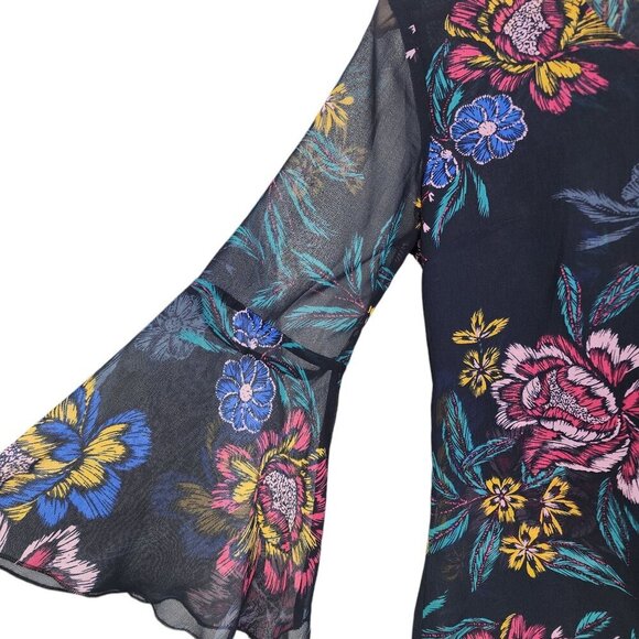 CAbi 3506 Olivia Blouse Top Women's Size XS Blue Floral - Picture 6 of 9